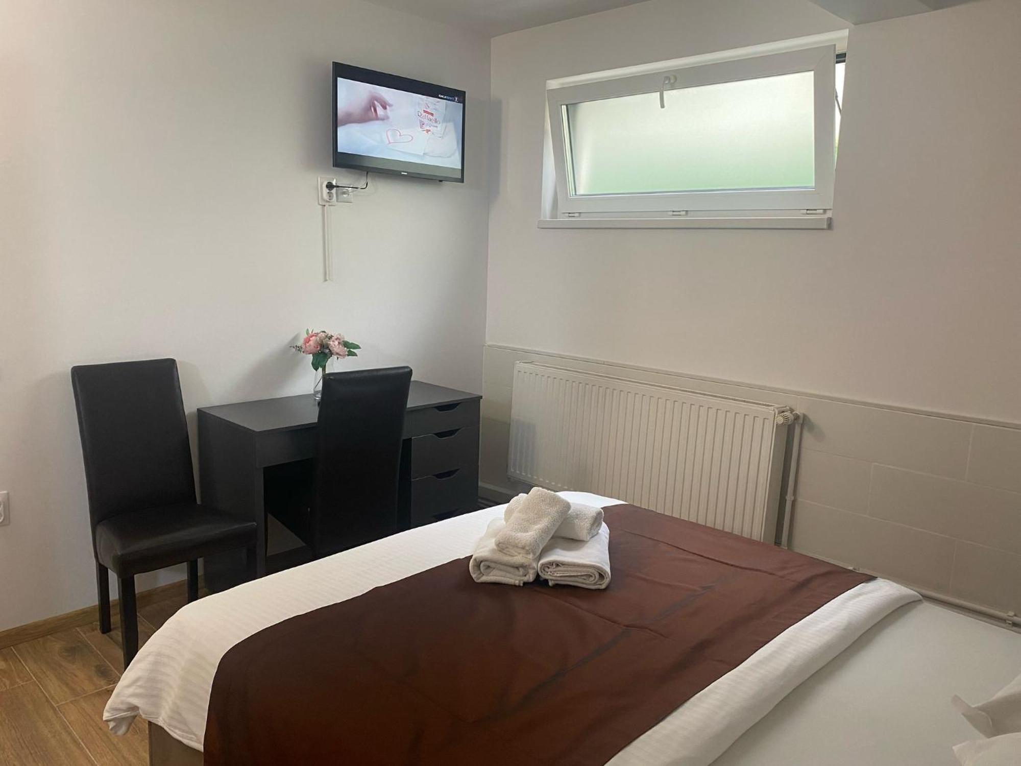 Pension Mora Cluj-Napoca Room photo
